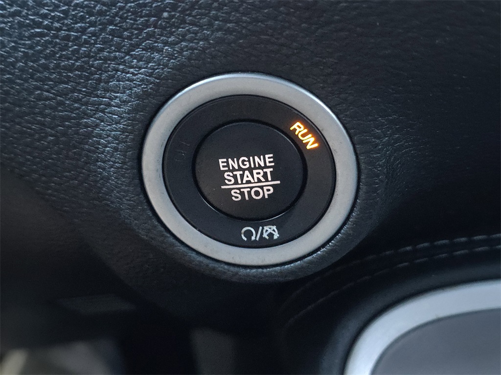 2022 Dodge Challenger R/T Red at Victoria Chrysler Dodge Jeep Ram