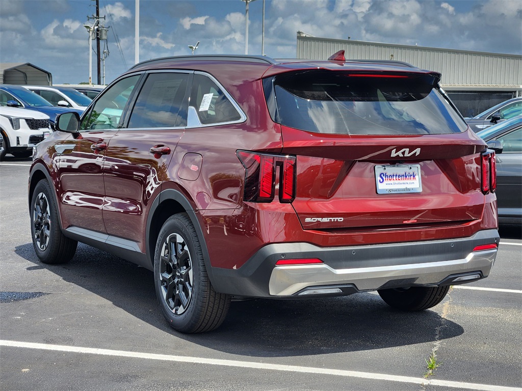 2025 Kia Sorento S - 2