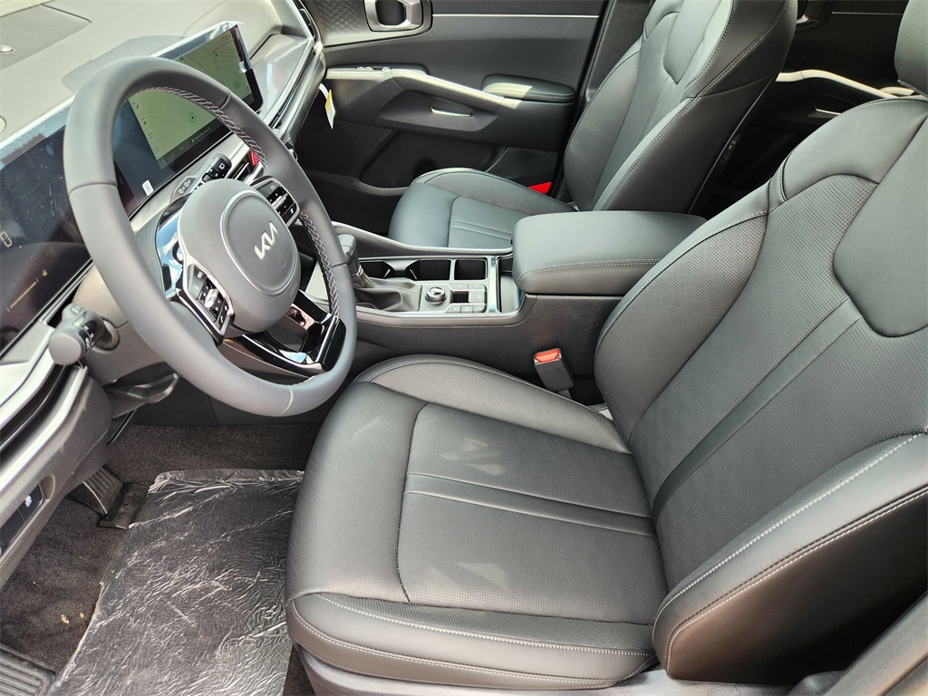 2025 Kia Sorento S - 8