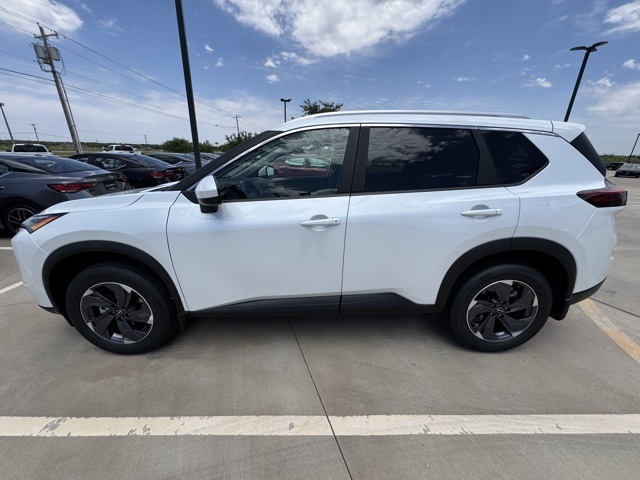2026 Nissan Rogue SV photo 10