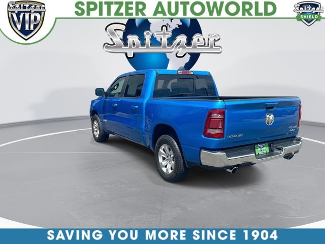 View vehicle photo 7