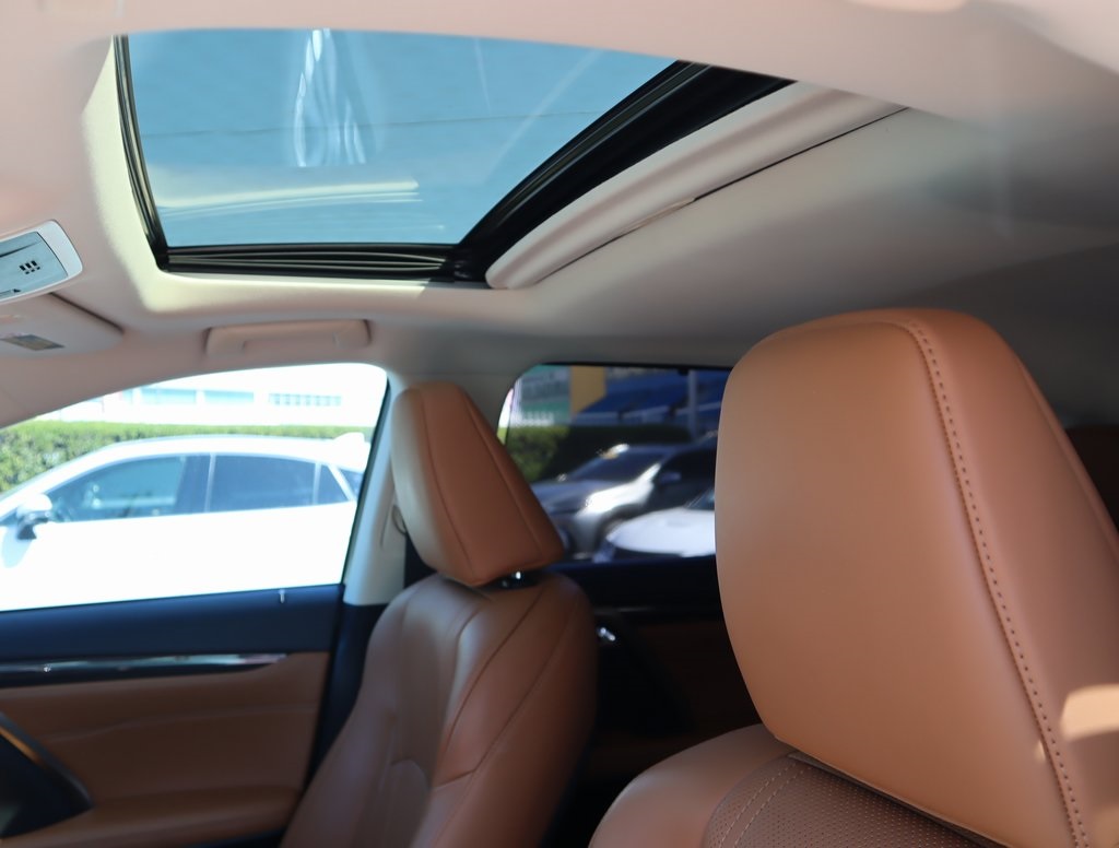 Thumbnail: 2022 Lexus RX - 13