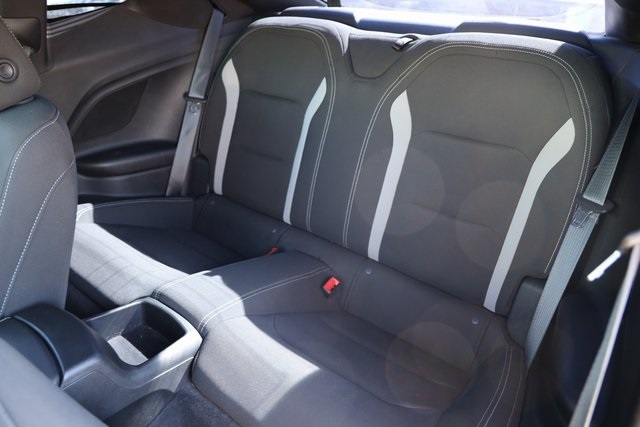 2021 Chevrolet Camaro 1LT - 11