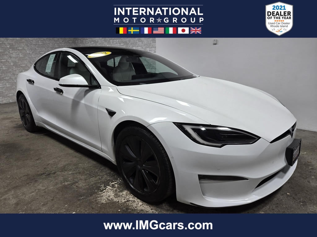 2022 Tesla Model S Base's photo