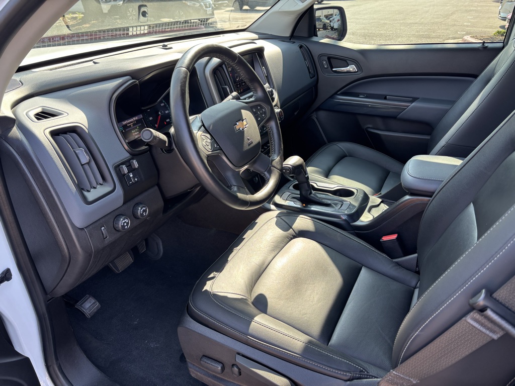 Used Car 2021 Chevrolet Colorado  Crew Pickup Z71 Four Wheel Drive For Sale Under $35,000 In Austin, Texas