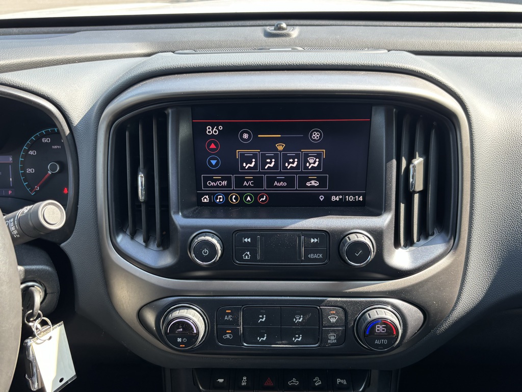 Used Car 2021 Chevrolet Colorado  Crew Pickup Z71 Four Wheel Drive For Sale Under $35,000 In Austin, Texas