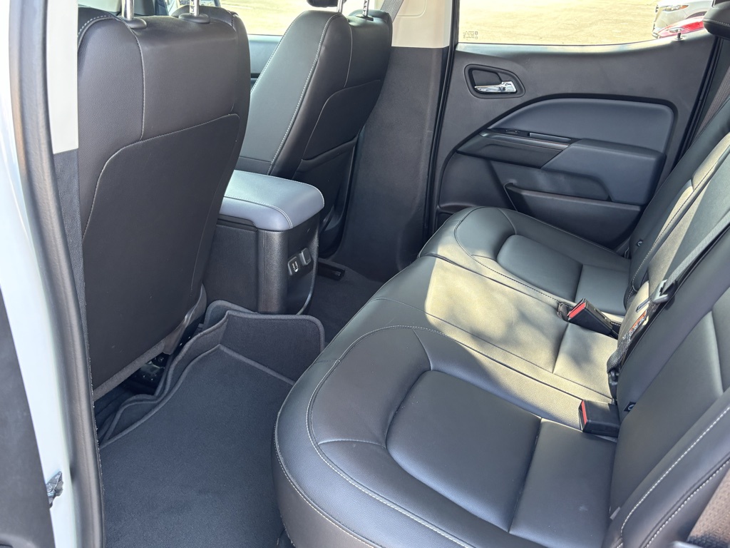 Used Car 2021 Chevrolet Colorado  Crew Pickup Z71 Four Wheel Drive For Sale Under $35,000 In Austin, Texas