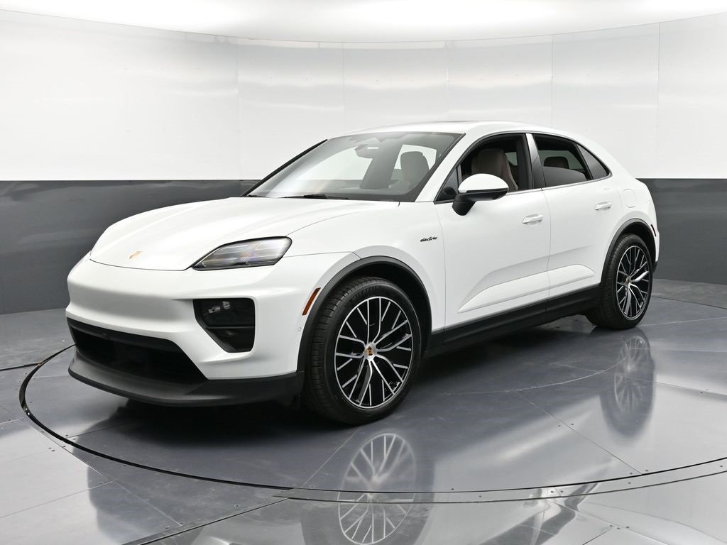/2024 Porsche Macan-Electric