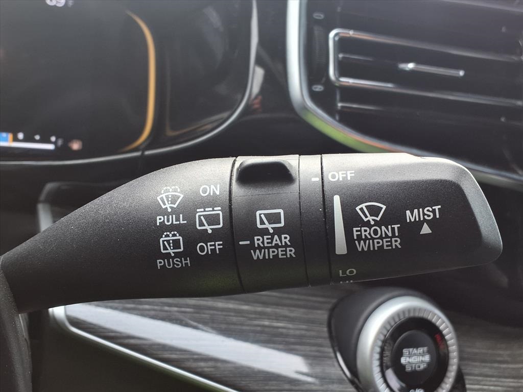 2022 Jeep Wagoneer Series III Red at Community Kia