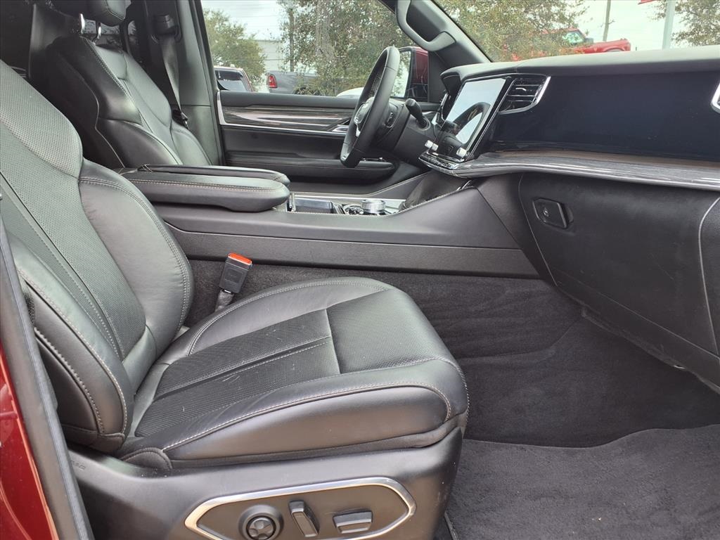 2022 Jeep Wagoneer Series III Red at Community Kia