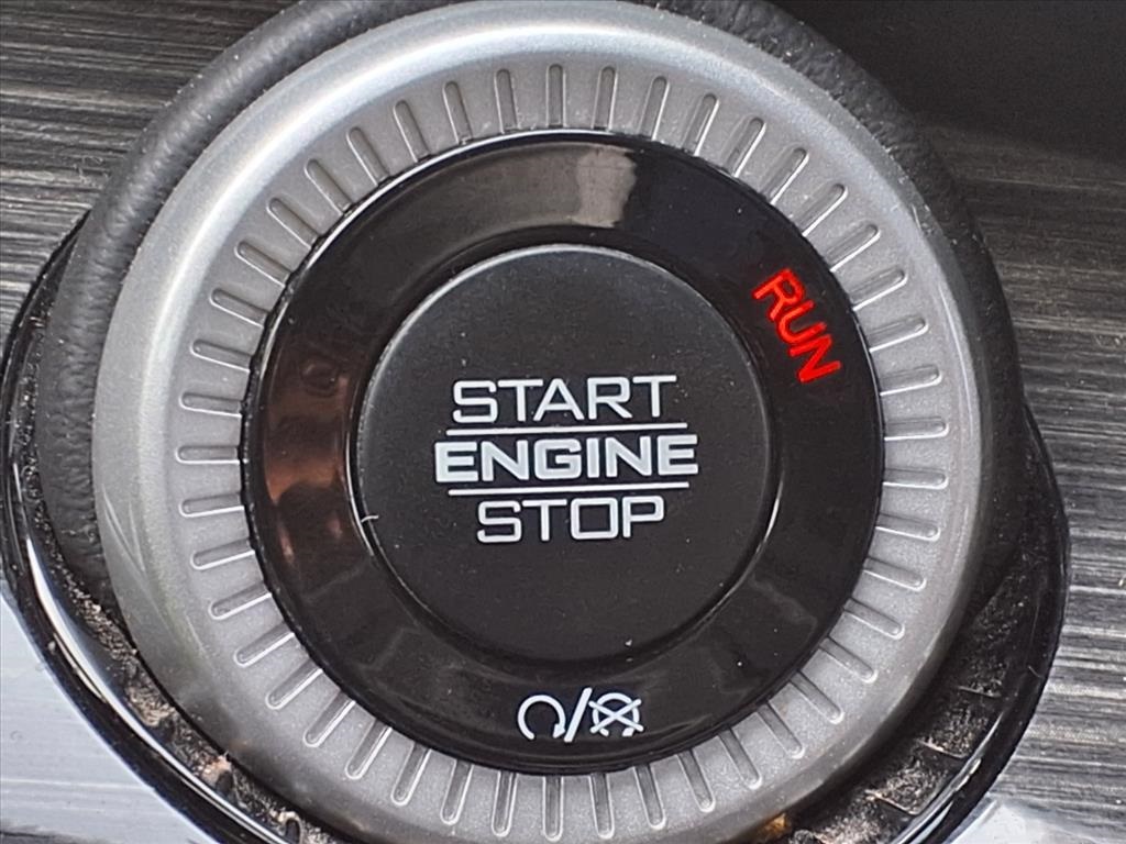 2022 Jeep Wagoneer Series III Red at Community Kia