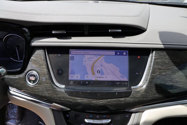 2020 Cadillac XT6 Premium Luxury White at Tom Peacock Cadillac