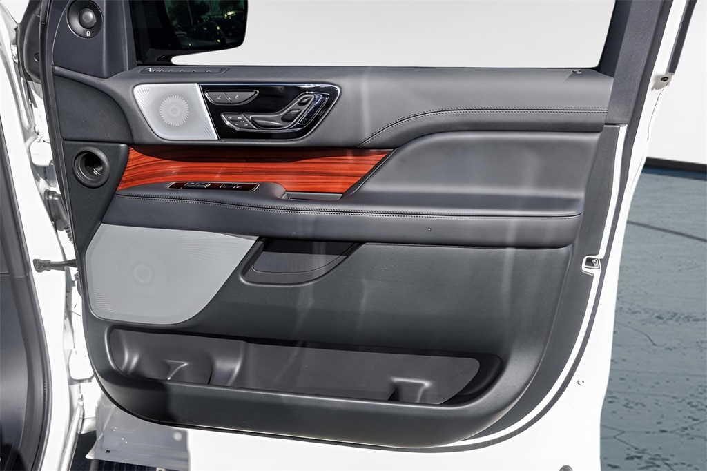 Used Car 2024 Lincoln Navigator L  Reserve For Sale Under $80,000 In Austin, Texas