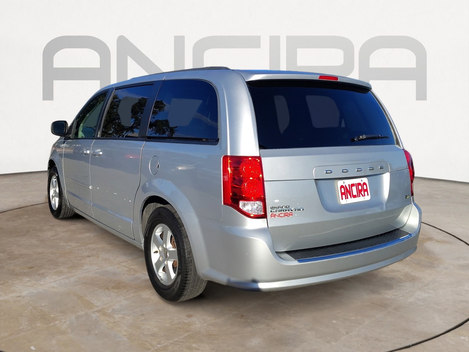 Used Car 2012 Dodge Grand Caravan  Sxt For Sale Under $10,000 In San Antonio, Texas