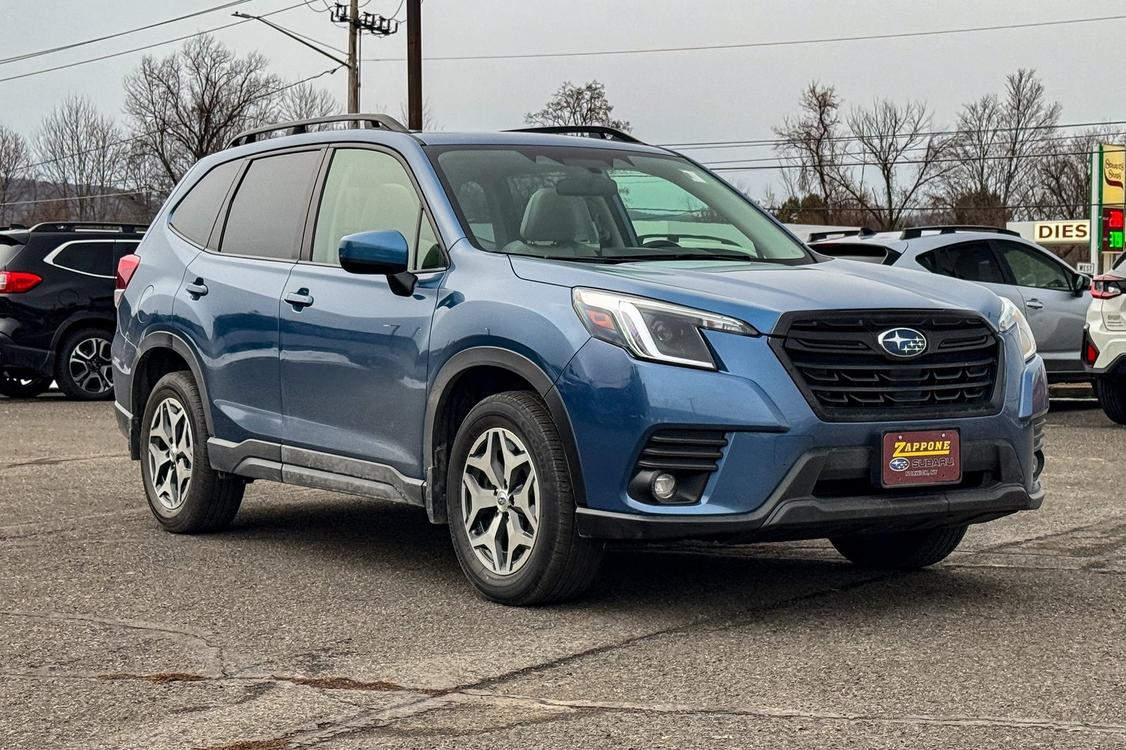 2024 Subaru Forester Premium Crossover AWD