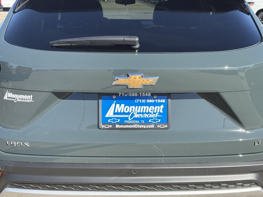 2025 Chevrolet Trax LT Gray at Bayway Cadillac of The Woodlands