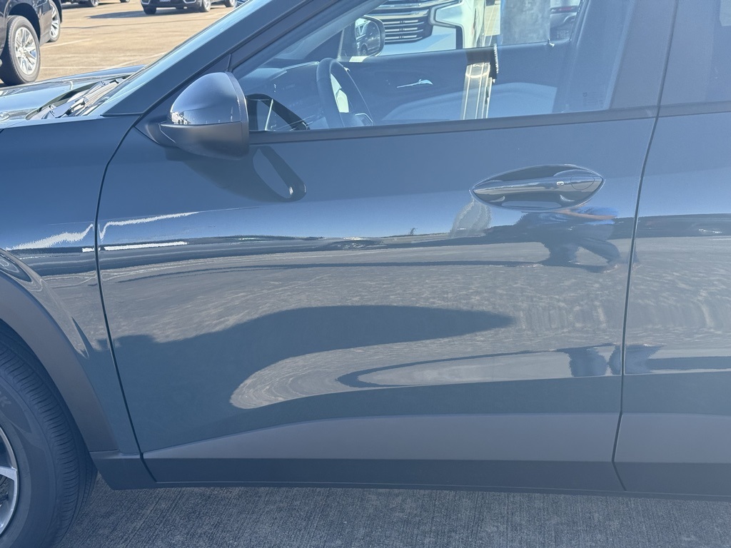 2025 Chevrolet Trax LT Gray at Bayway Cadillac of The Woodlands