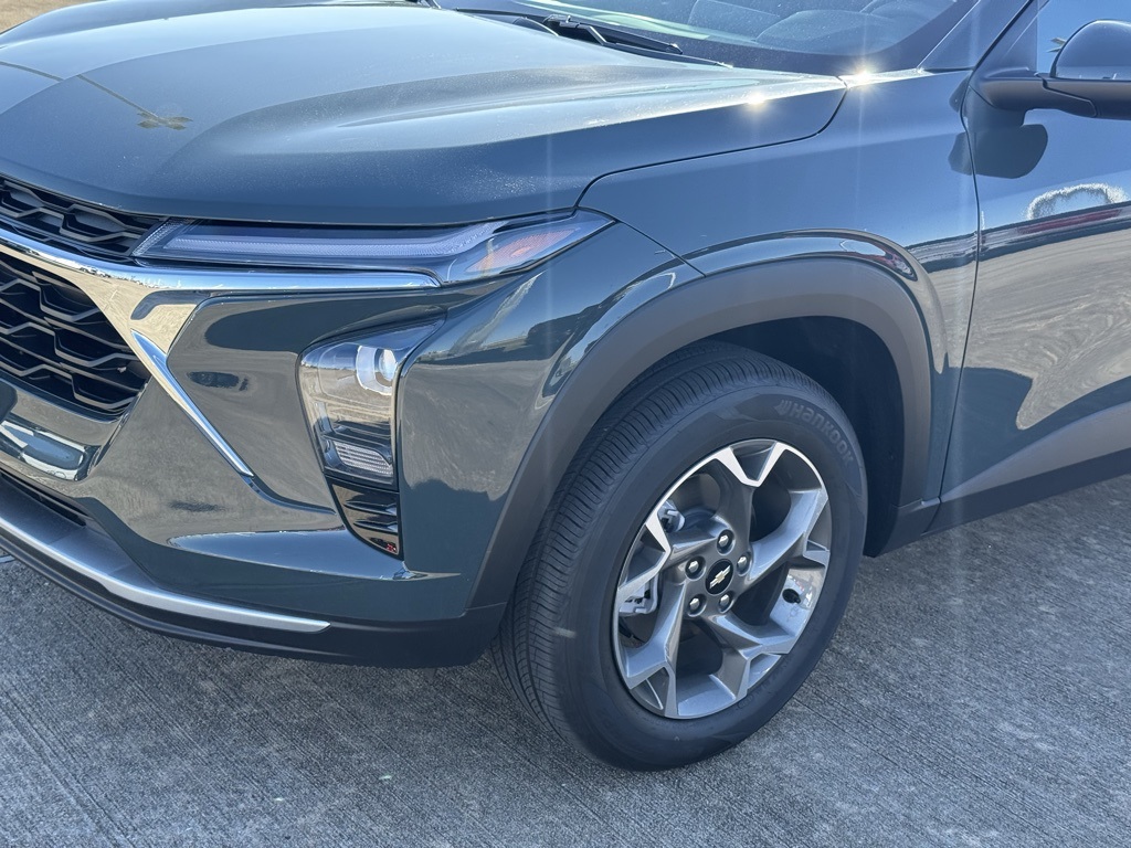 2025 Chevrolet Trax LT Gray at Bayway Cadillac of The Woodlands