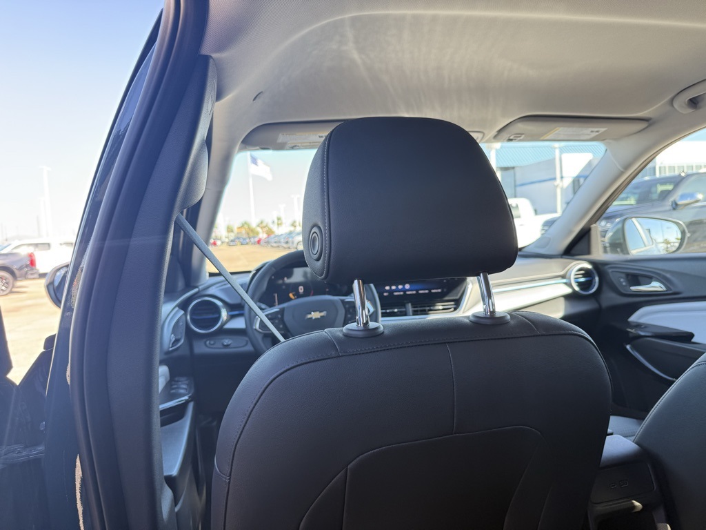 2025 Chevrolet Trax LT Gray at Bayway Cadillac of The Woodlands