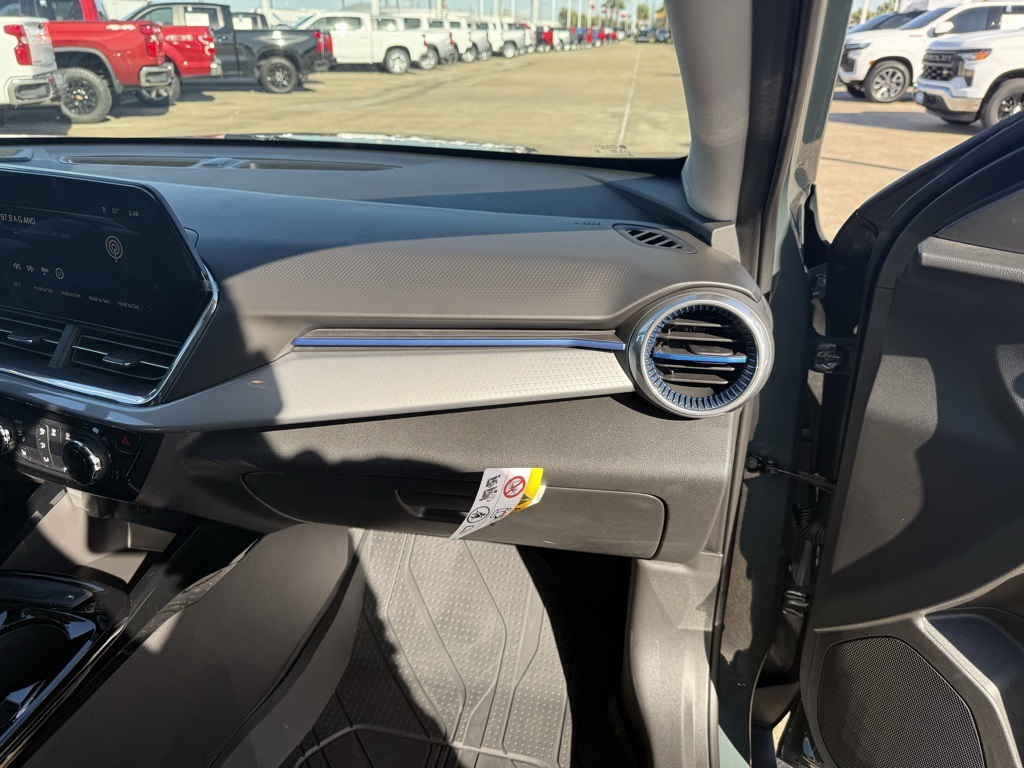 2025 Chevrolet Trax LT Gray at Bayway Cadillac of The Woodlands