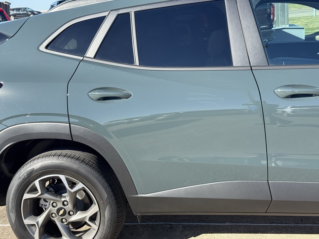 2025 Chevrolet Trax LT Gray at Bayway Cadillac of The Woodlands