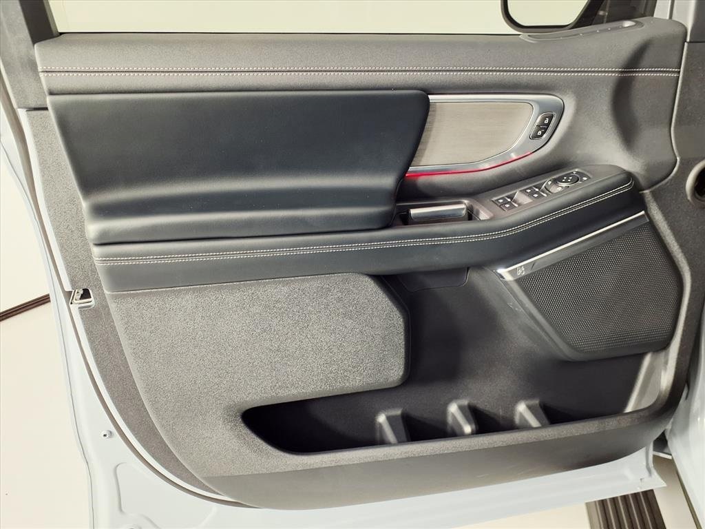 2025 Ford Expedition Platinum - 10