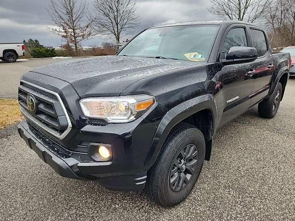2023 Toyota Tacoma SR5 I4 Double Cab RWD