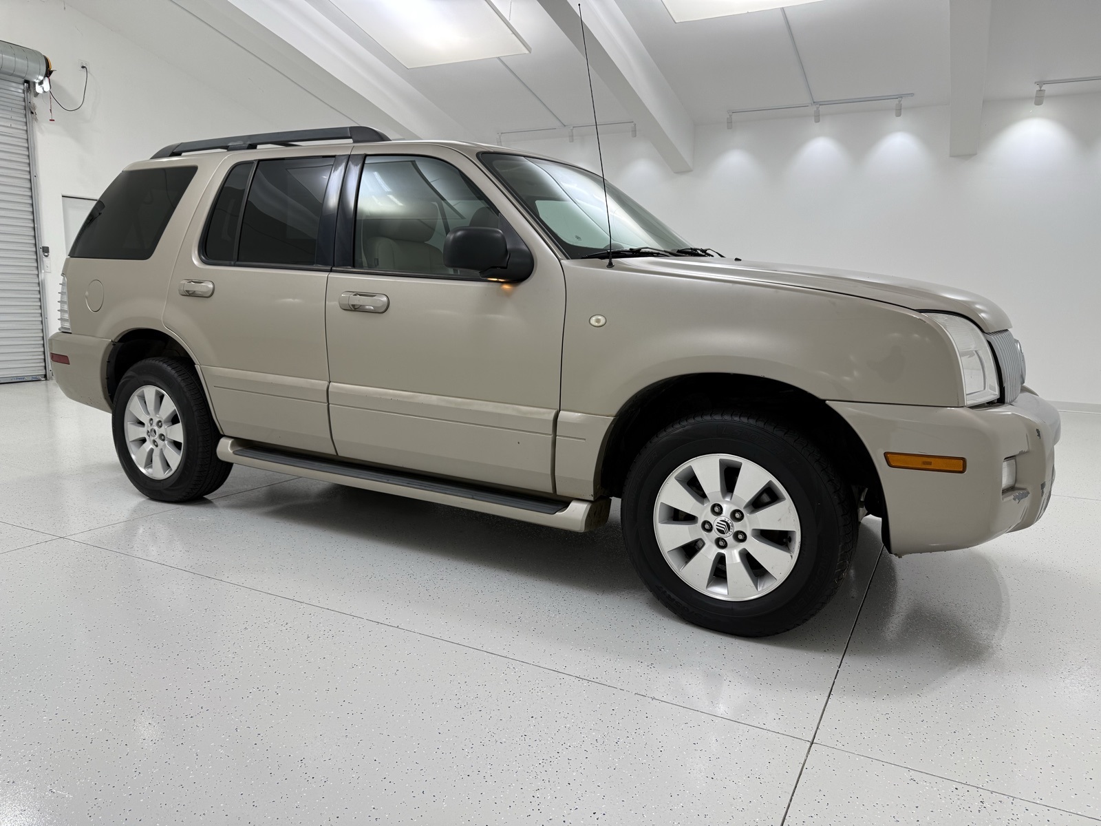 2006 Mercury Mountaineer V6 Luxury RWD