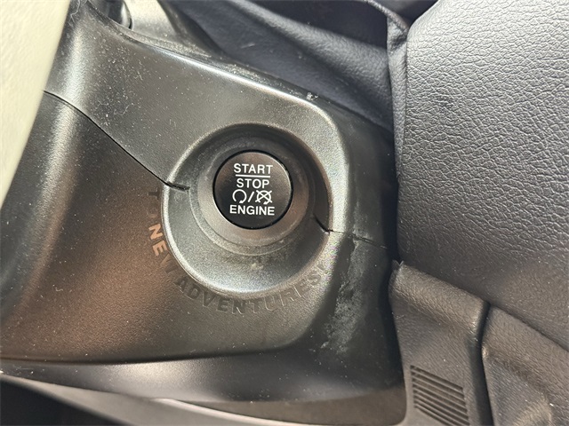 2019 Jeep Renegade Latitude White at DeMontrond Auto Country