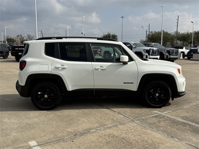 2019 Jeep Renegade Latitude White at DeMontrond Auto Country