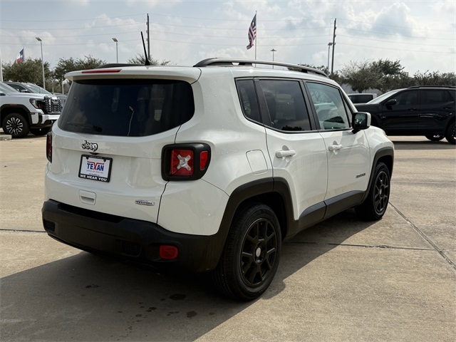 2019 Jeep Renegade Latitude White at DeMontrond Auto Country