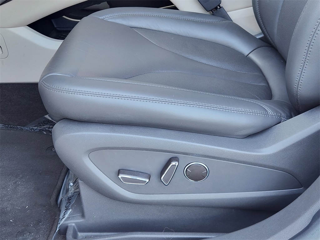 2019 Lincoln Nautilus Select White at Bayway Chrysler Dodge Jeep Ram