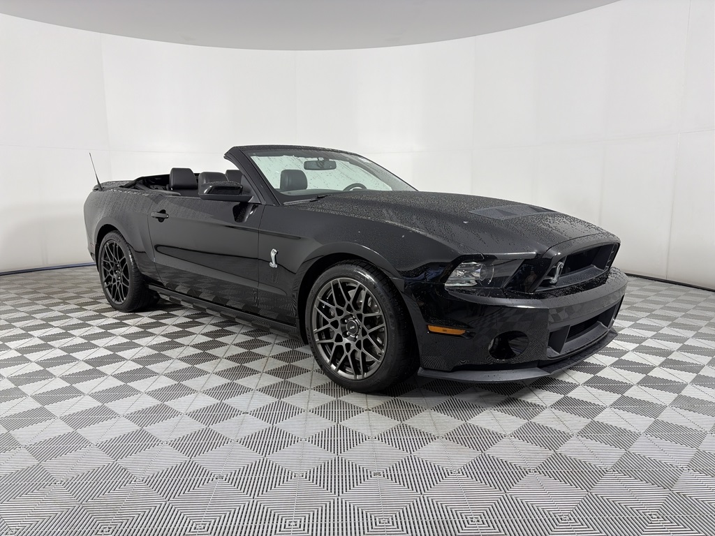 2013 Ford Mustang Shelby GT500 Convertible RWD