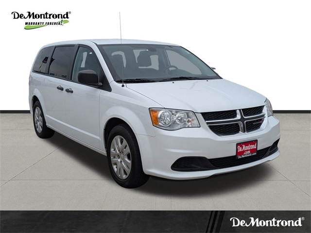 2020 Dodge Grand Caravan SE White at Community Kia