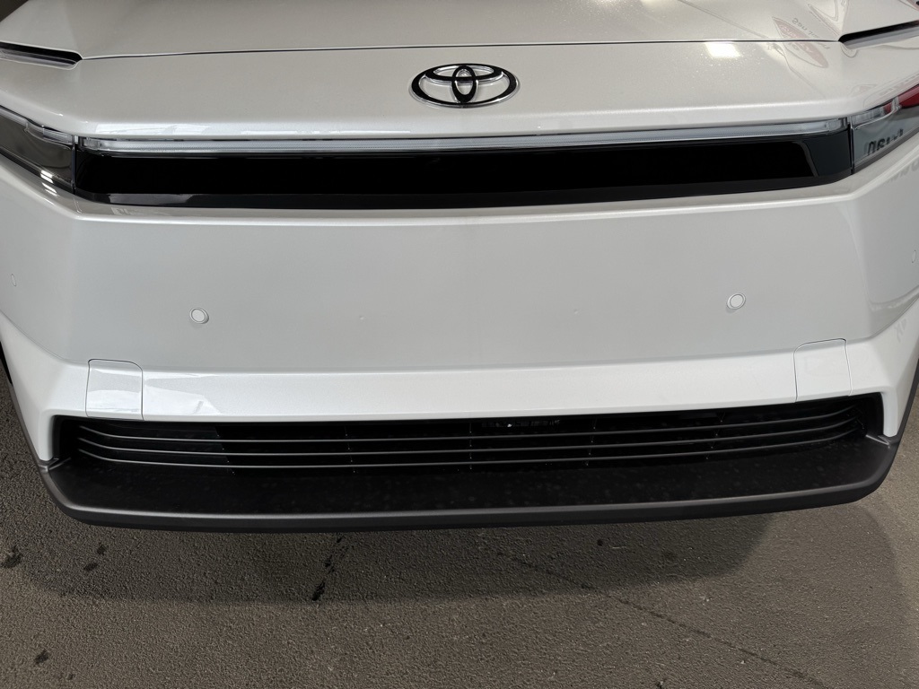 Thumbnail: 2026 Toyota bZ - 12