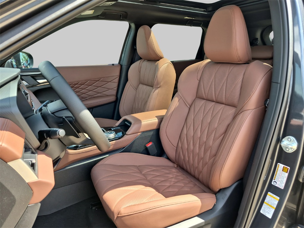 2025 Mitsubishi Outlander SEL Gray at DeMontrond Gulf Freeway