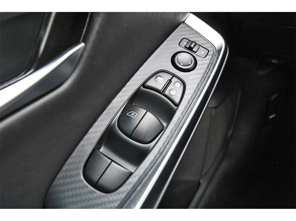 2025 Nissan Sentra SR White at Bravo Nissan