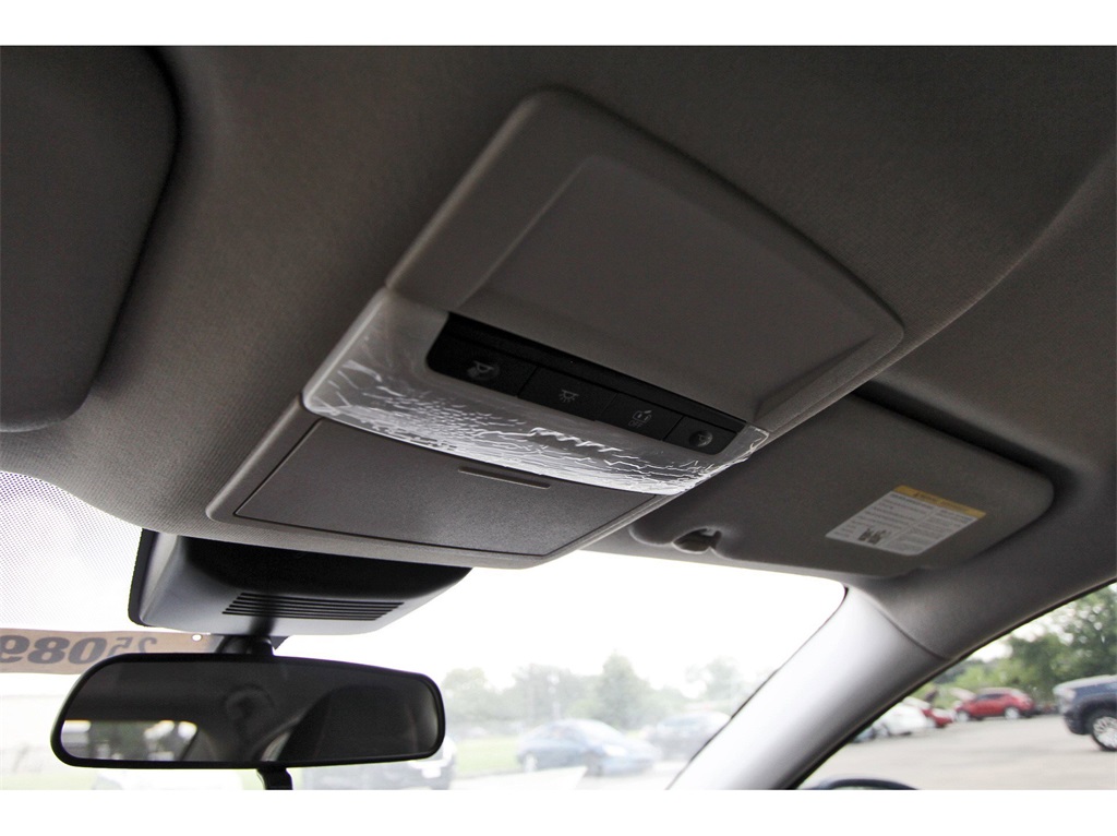 2025 Nissan Sentra SR White at Bravo Nissan