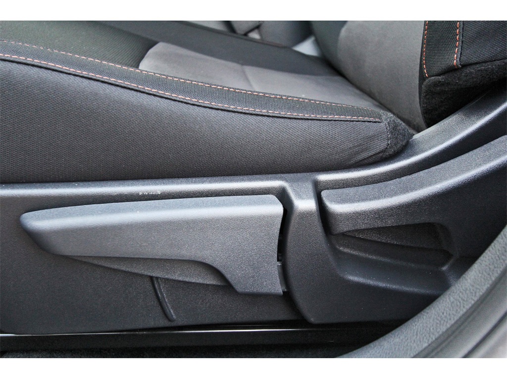 2025 Nissan Sentra SR White at Bravo Nissan