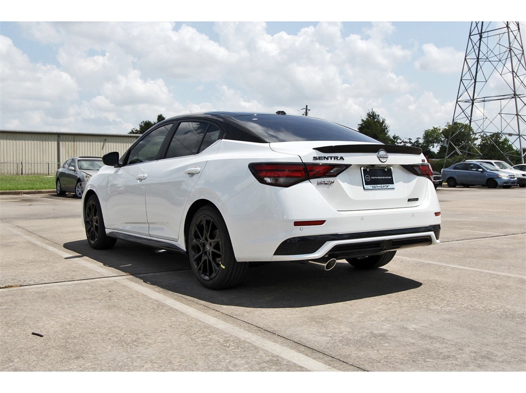2025 Nissan Sentra SR White at Bravo Nissan