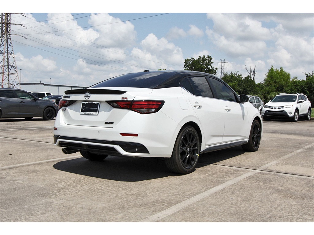2025 Nissan Sentra SR White at Bravo Nissan