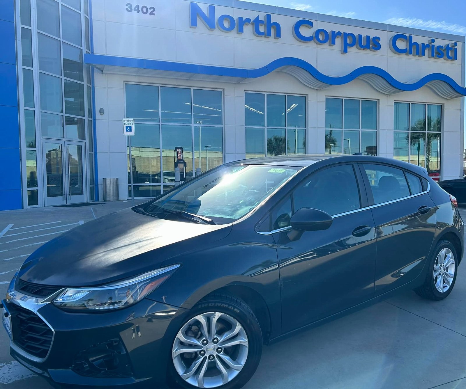 2019 Chevrolet Cruze LT Hatchback FWD