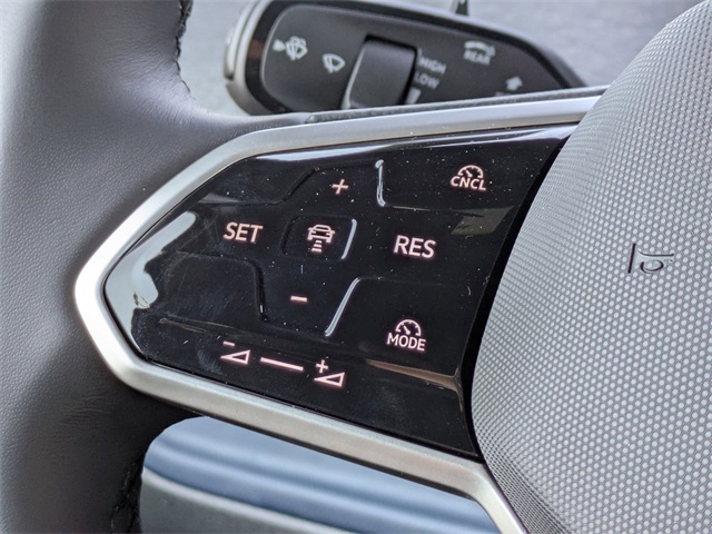 2025 Volkswagen ID. Buzz Pro S Black at Stokes Volkswagen