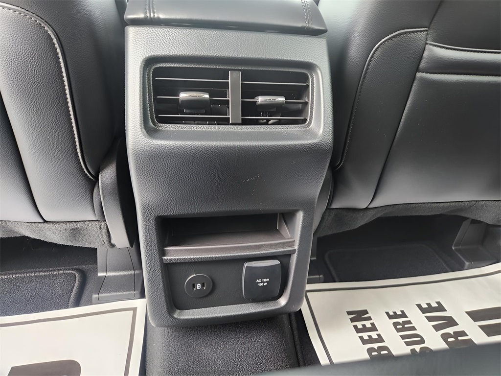 2023 Ford Edge
