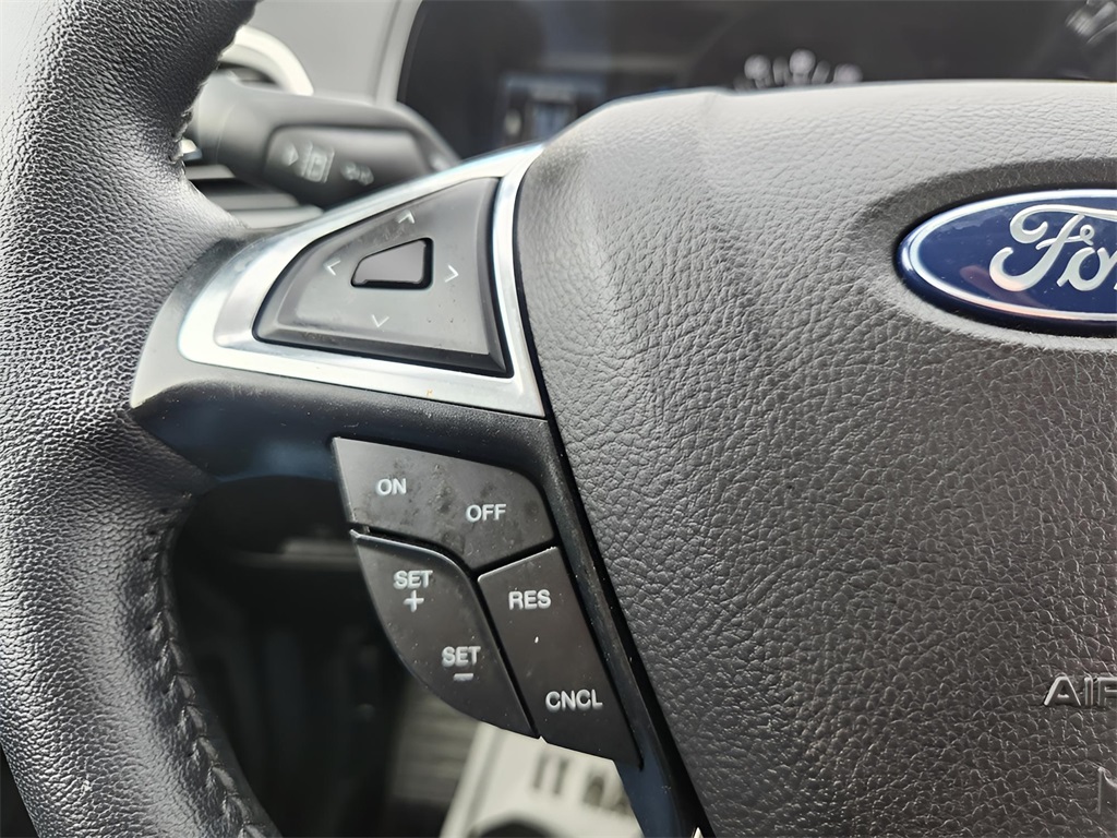 2023 Ford Edge