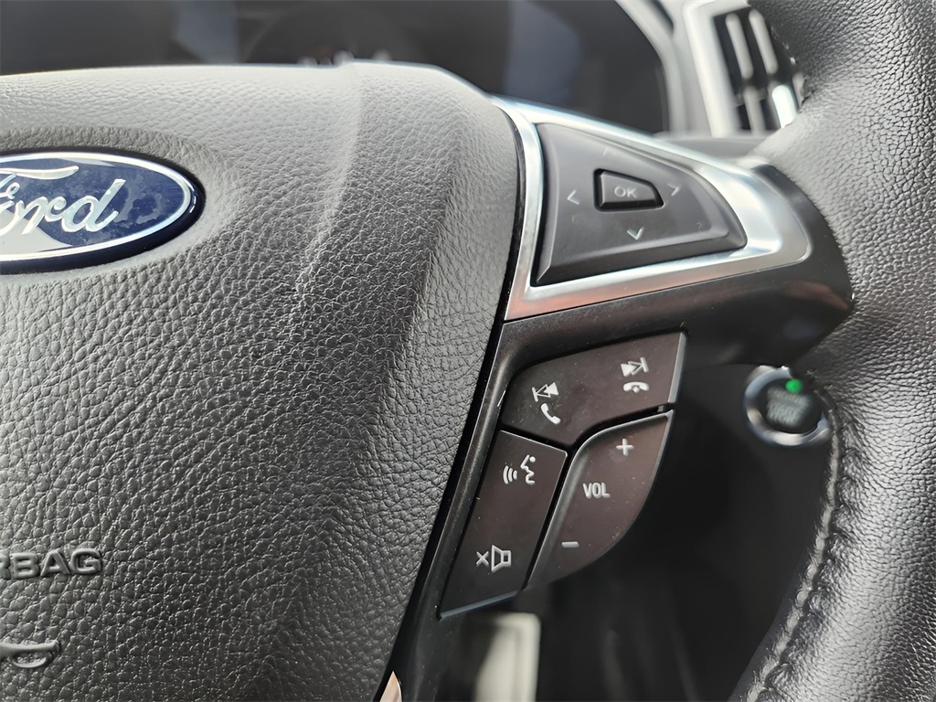 2023 Ford Edge