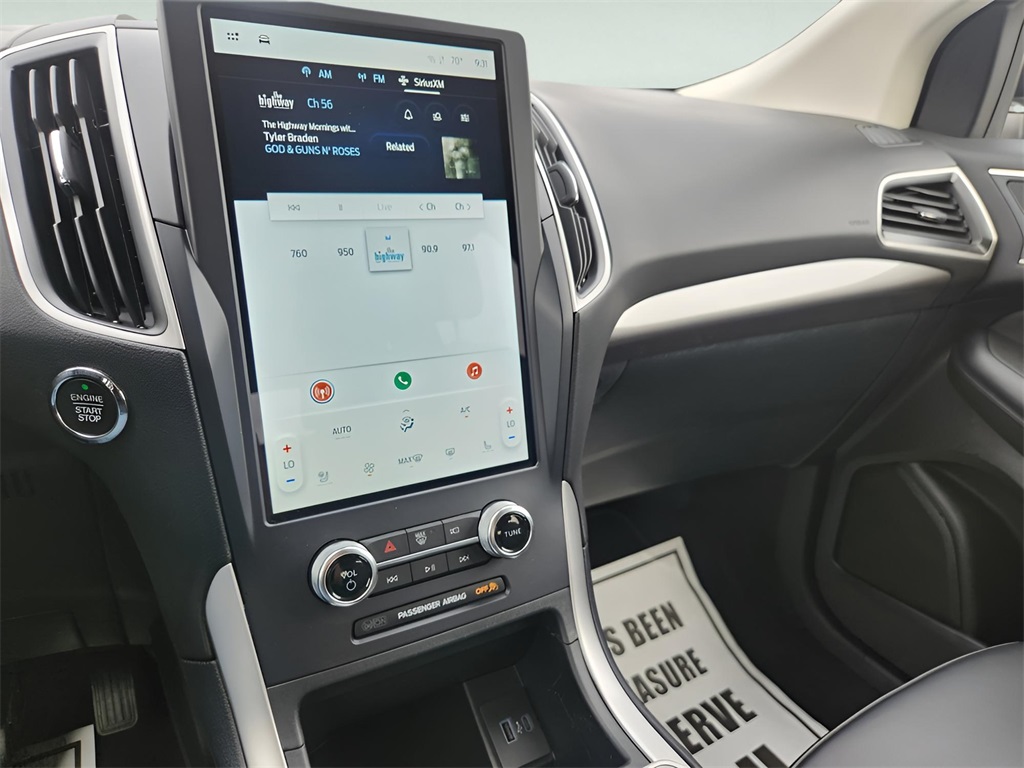 2023 Ford Edge