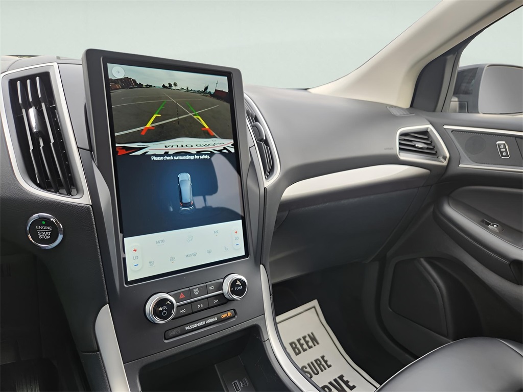 2023 Ford Edge