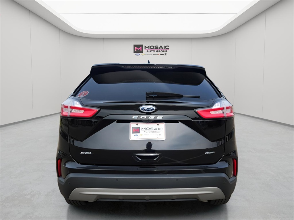 2023 Ford Edge