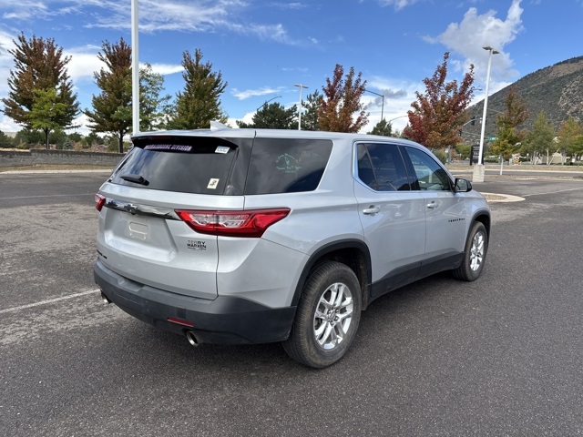 2019 Chevrolet Traverse LS photo 3